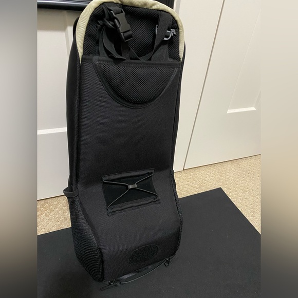 BMW Rear Storage Console Backpack - Picture 3 of 8